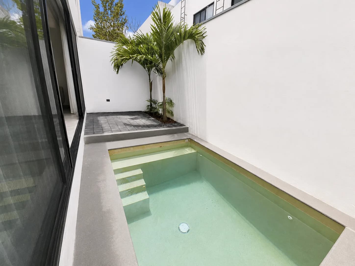 Arbolada House in Cancún - pool