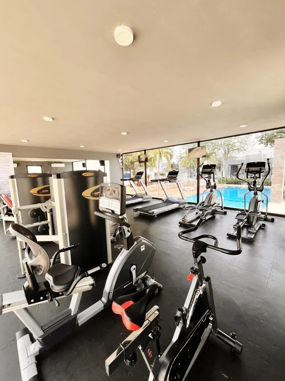 Maderos House in Cancún - interior