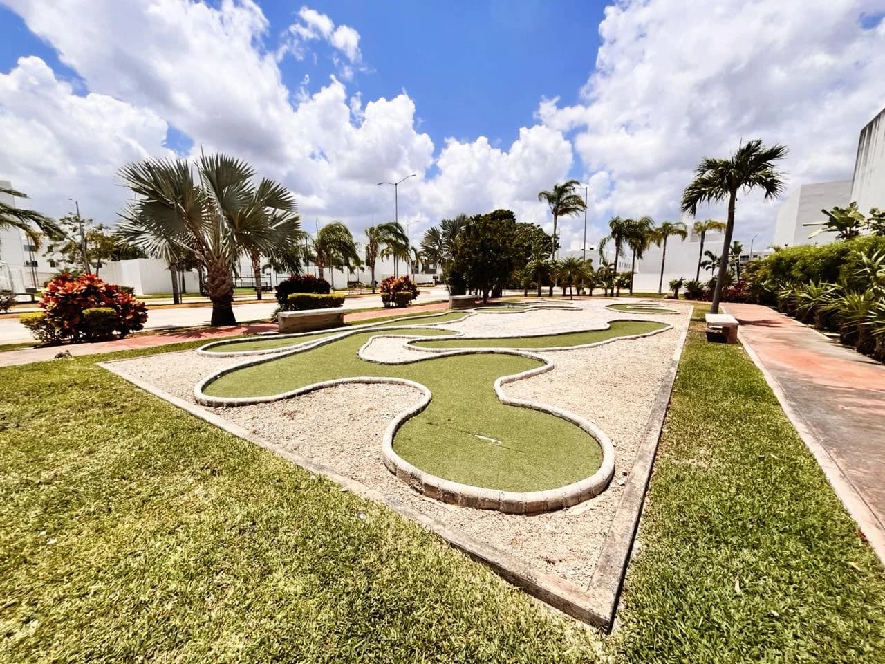 Maderos House in Cancún - interior