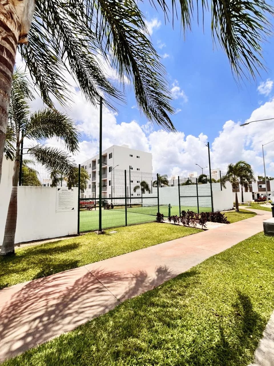 Maderos House in Cancún - interior