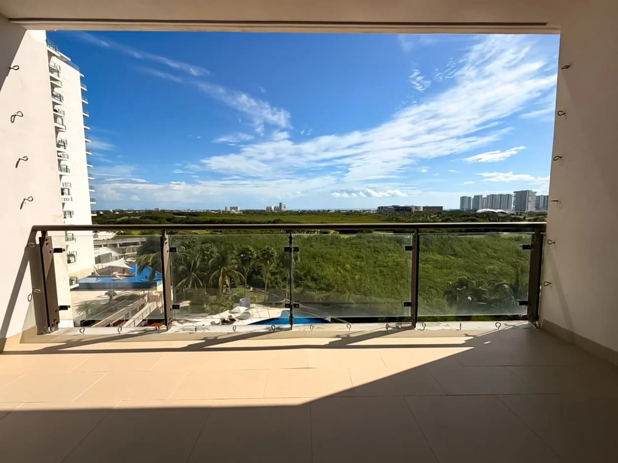 Be Towers 6 Condo in Puerto Cancún - terrace or balcony