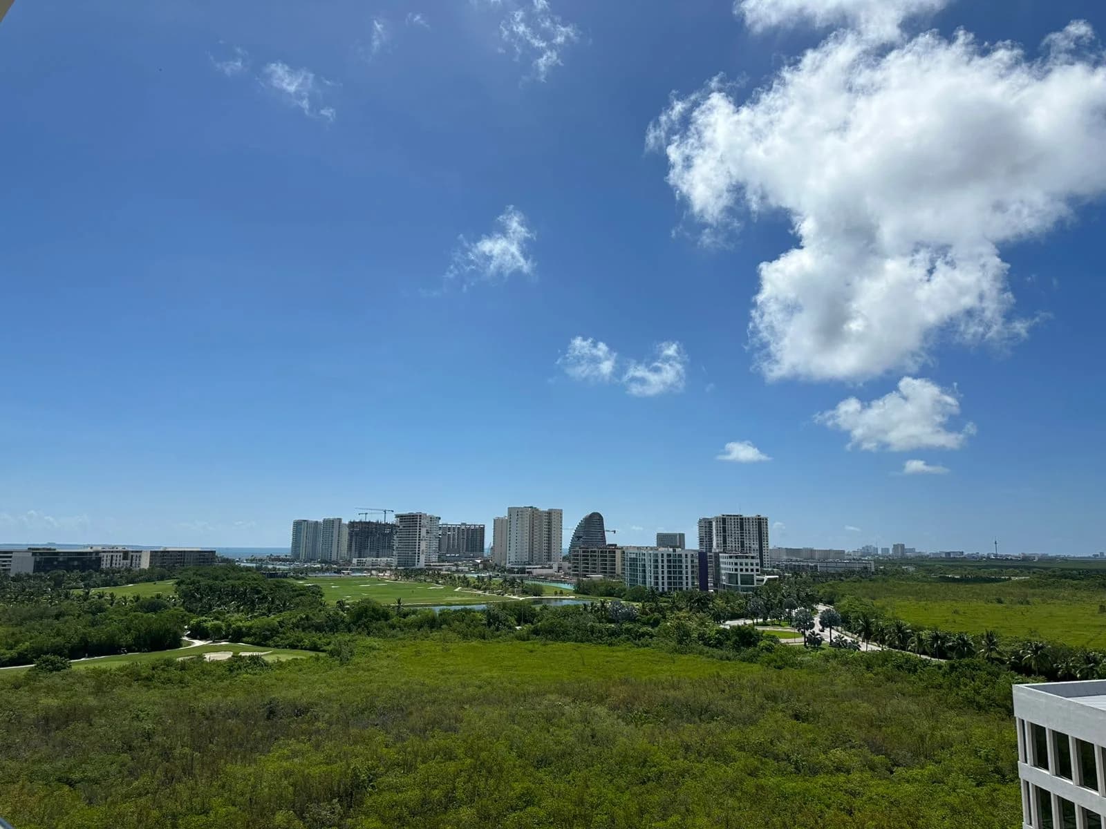 Be Towers 9 Condo in Puerto Cancún - WhatsApp Image 2025-11-18 at 10.25.36 AM (2)