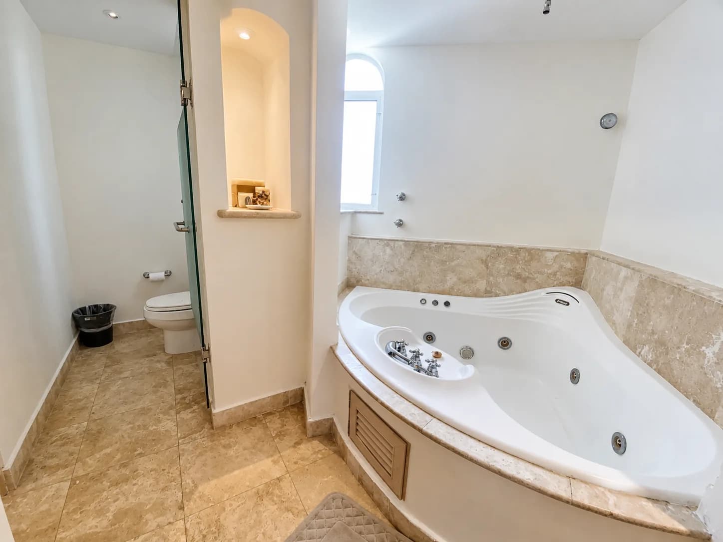 Escénica Condo in Puerto Cancún - bathroom