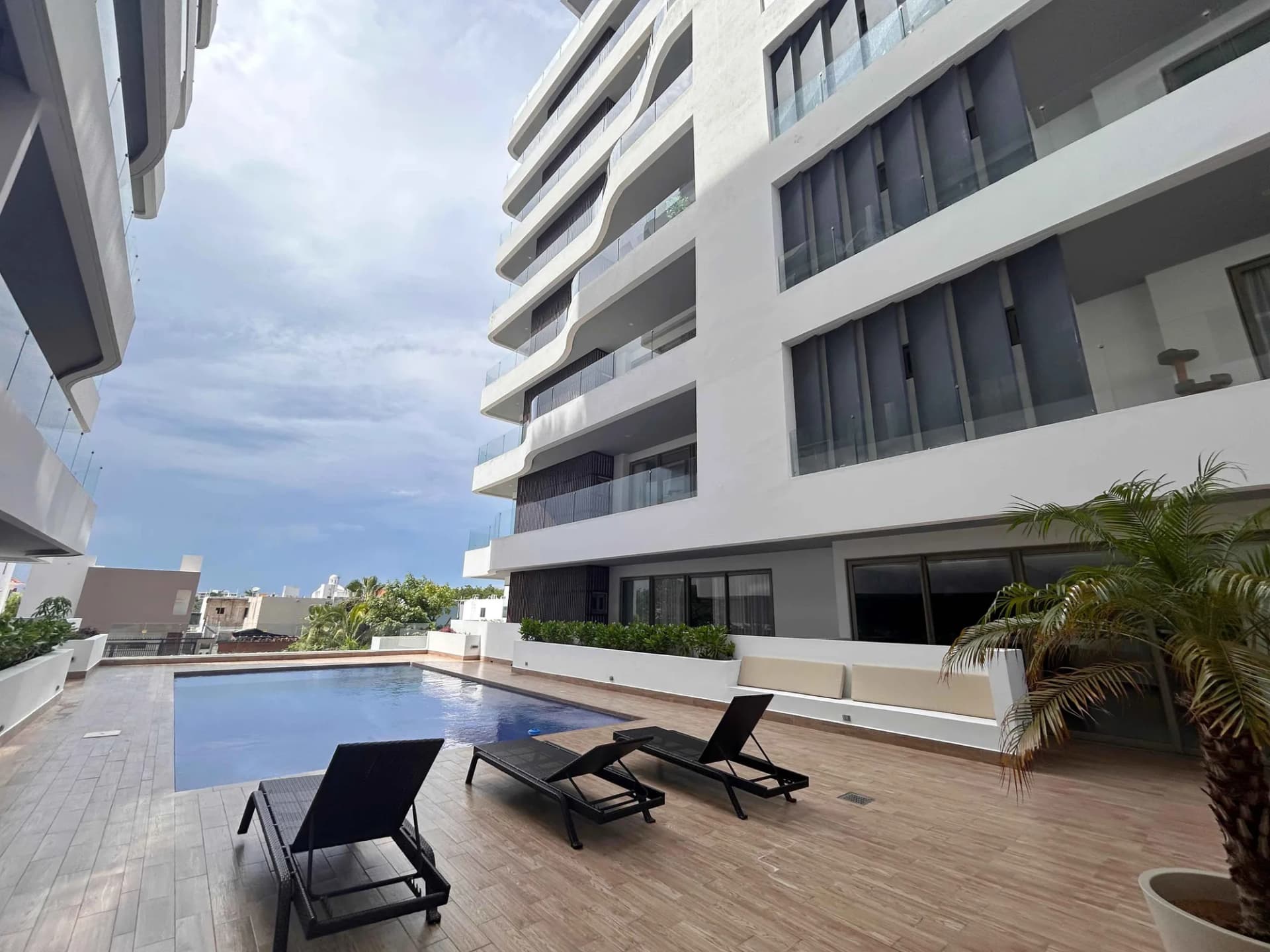 Ícono Towers Condo in Cancún - pool