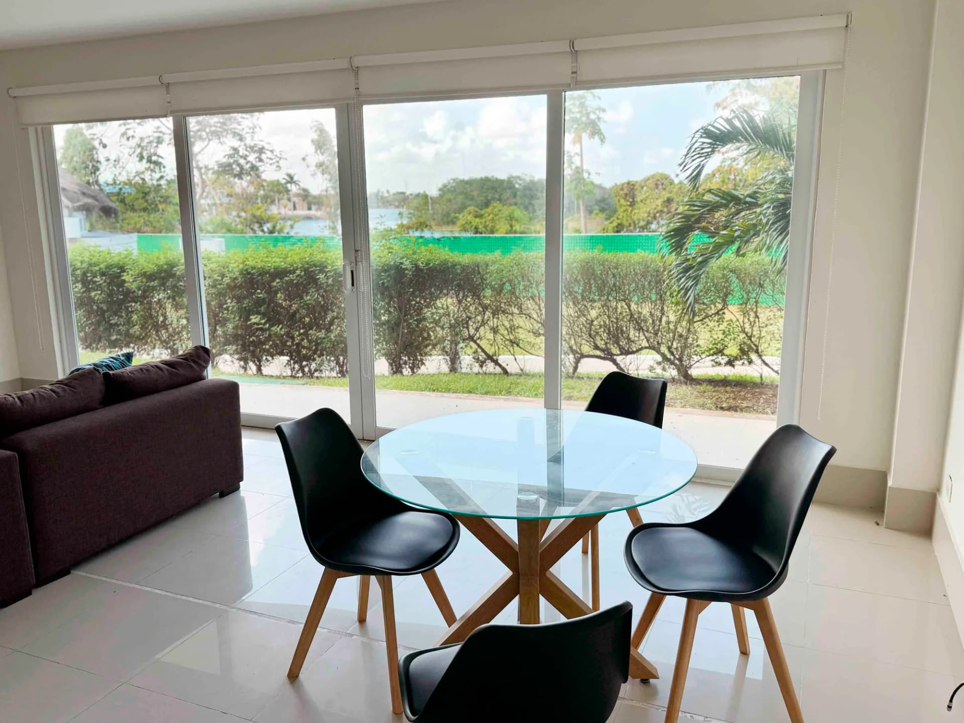 Lagos del Sol Condo in Cancún - dining area