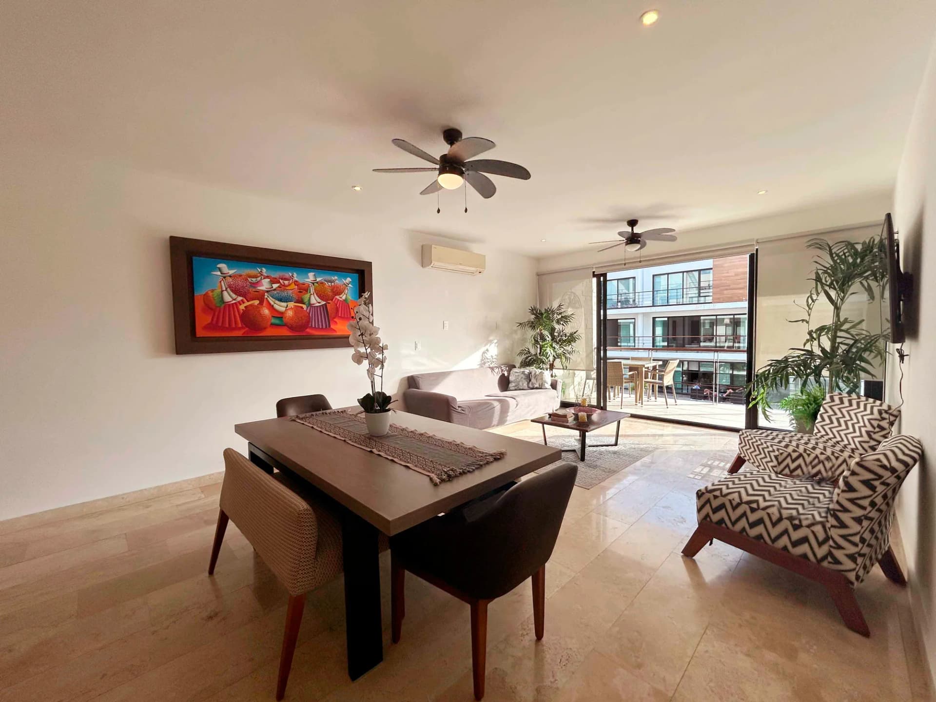 Palmar Condo in Cancún - living room