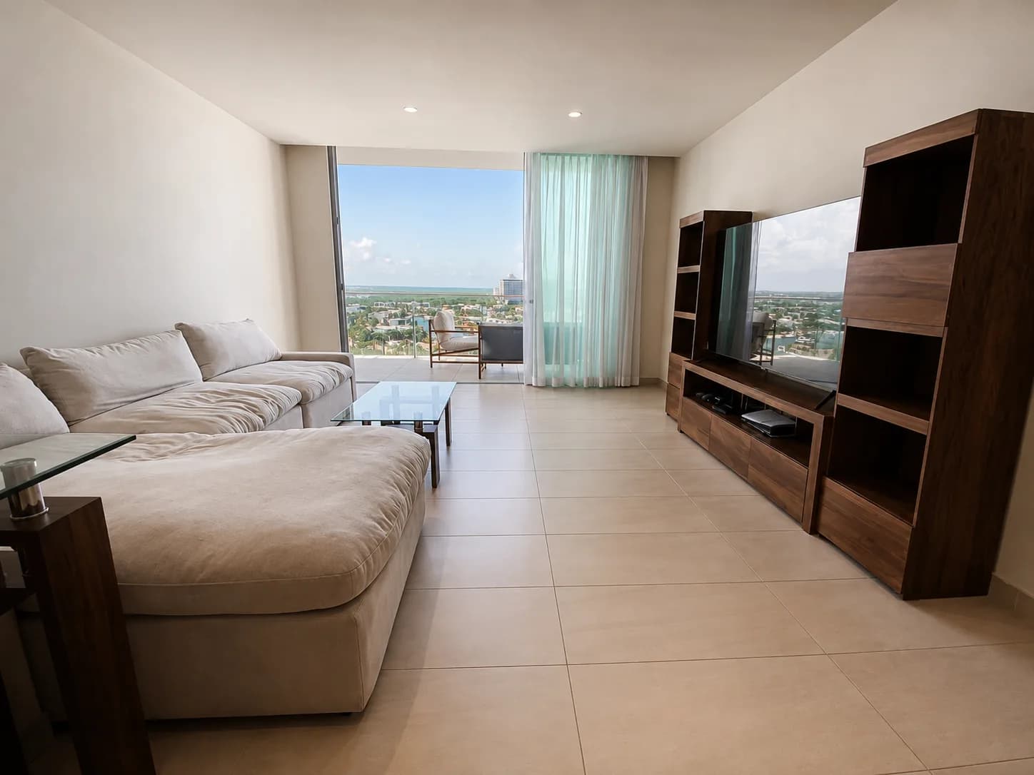 SLS Marina 14 Condo in Puerto Cancún - interior