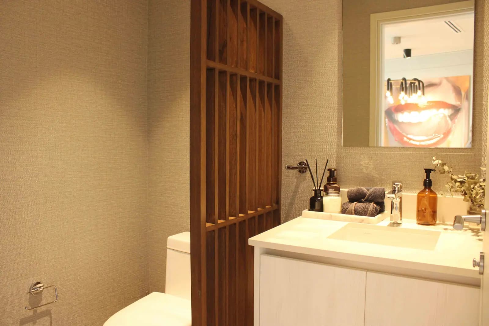 Departamento SLS Marina 7 en Puerto Cancún - medio baño