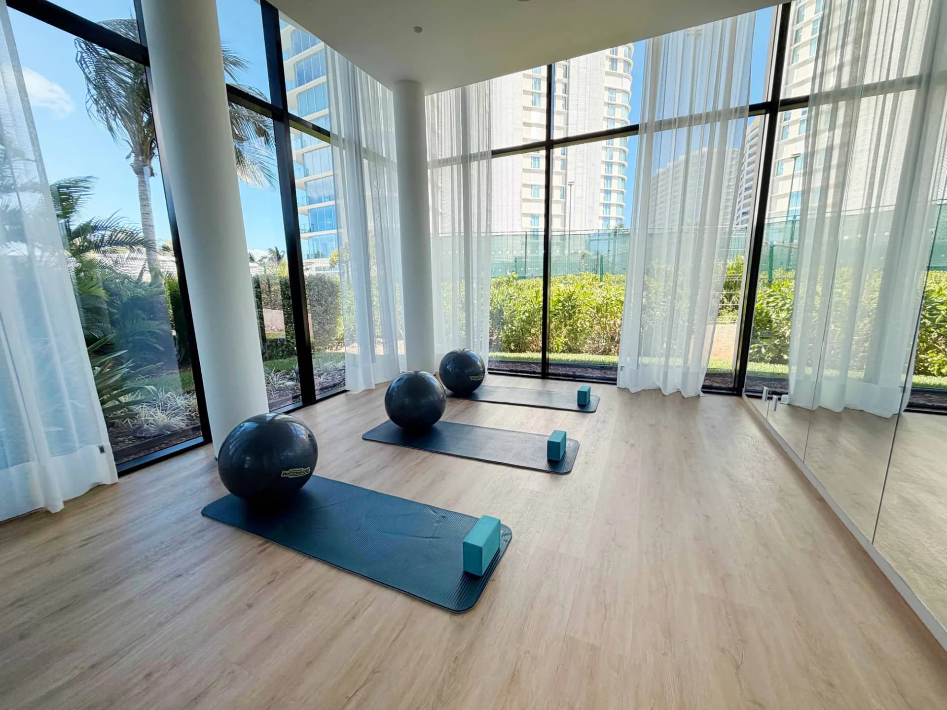 SLS Marina 7 Condo in Puerto Cancún - amenity