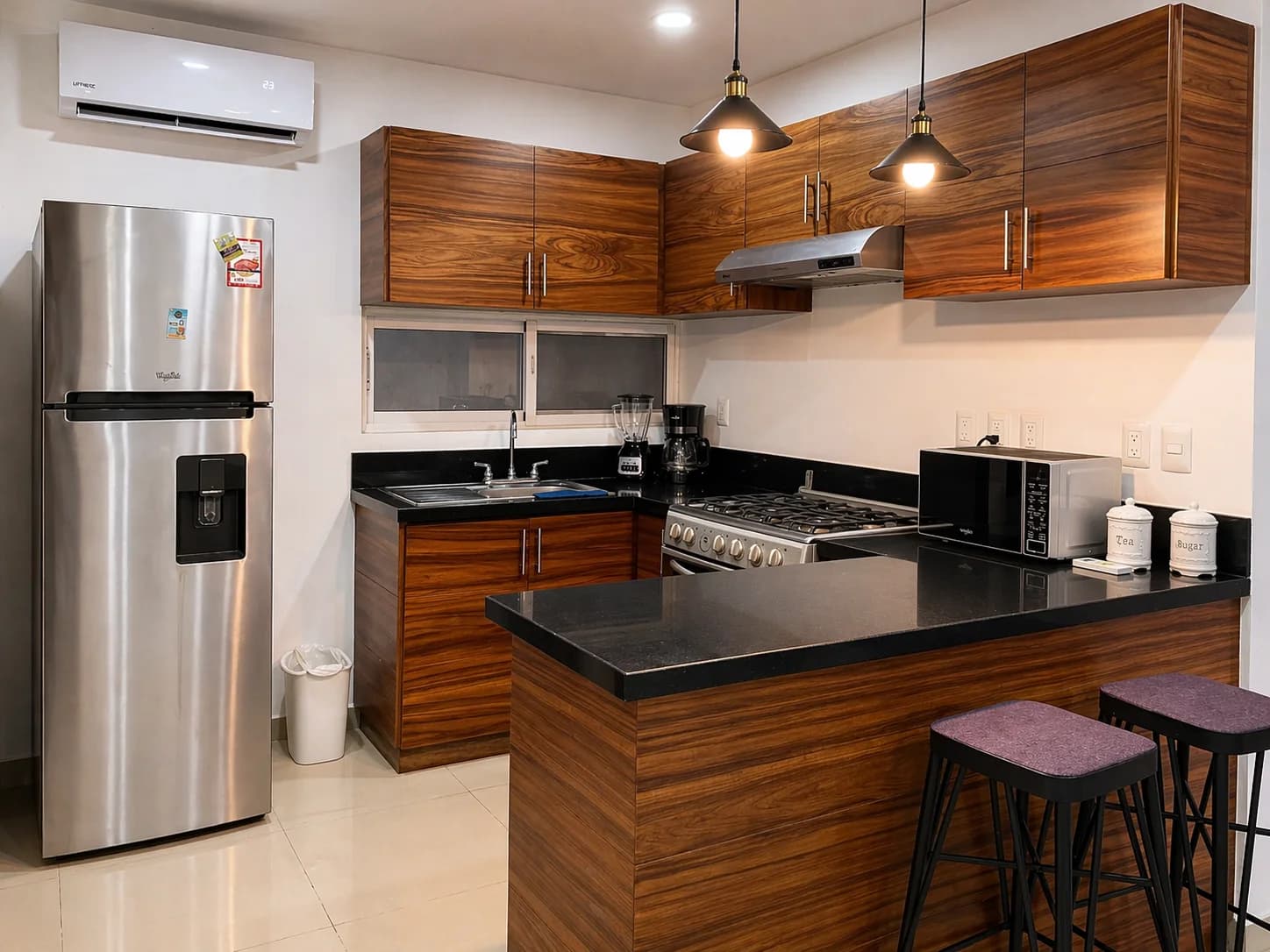 Tzalam Condo in Cancún - kitchen