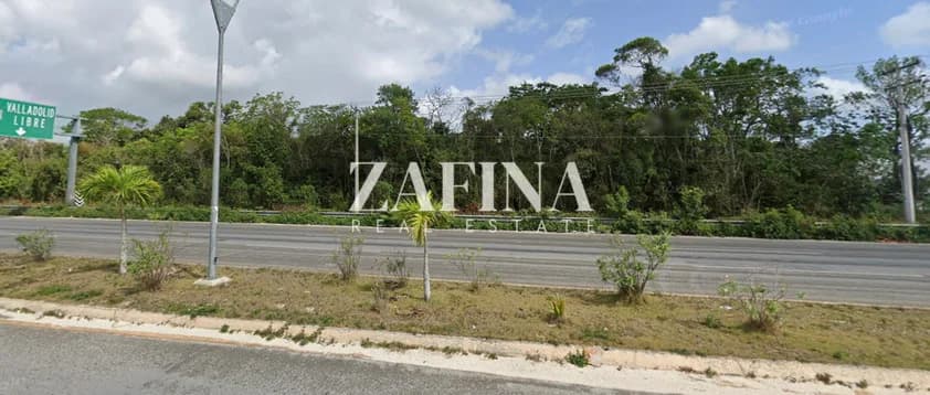 Por La Salida A Mérida Land in Cancún - 2