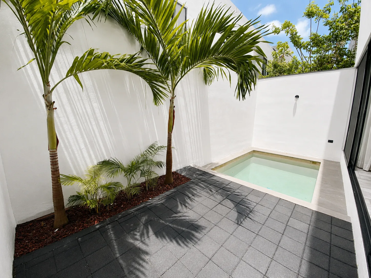Arbolada House in Cancún - pool