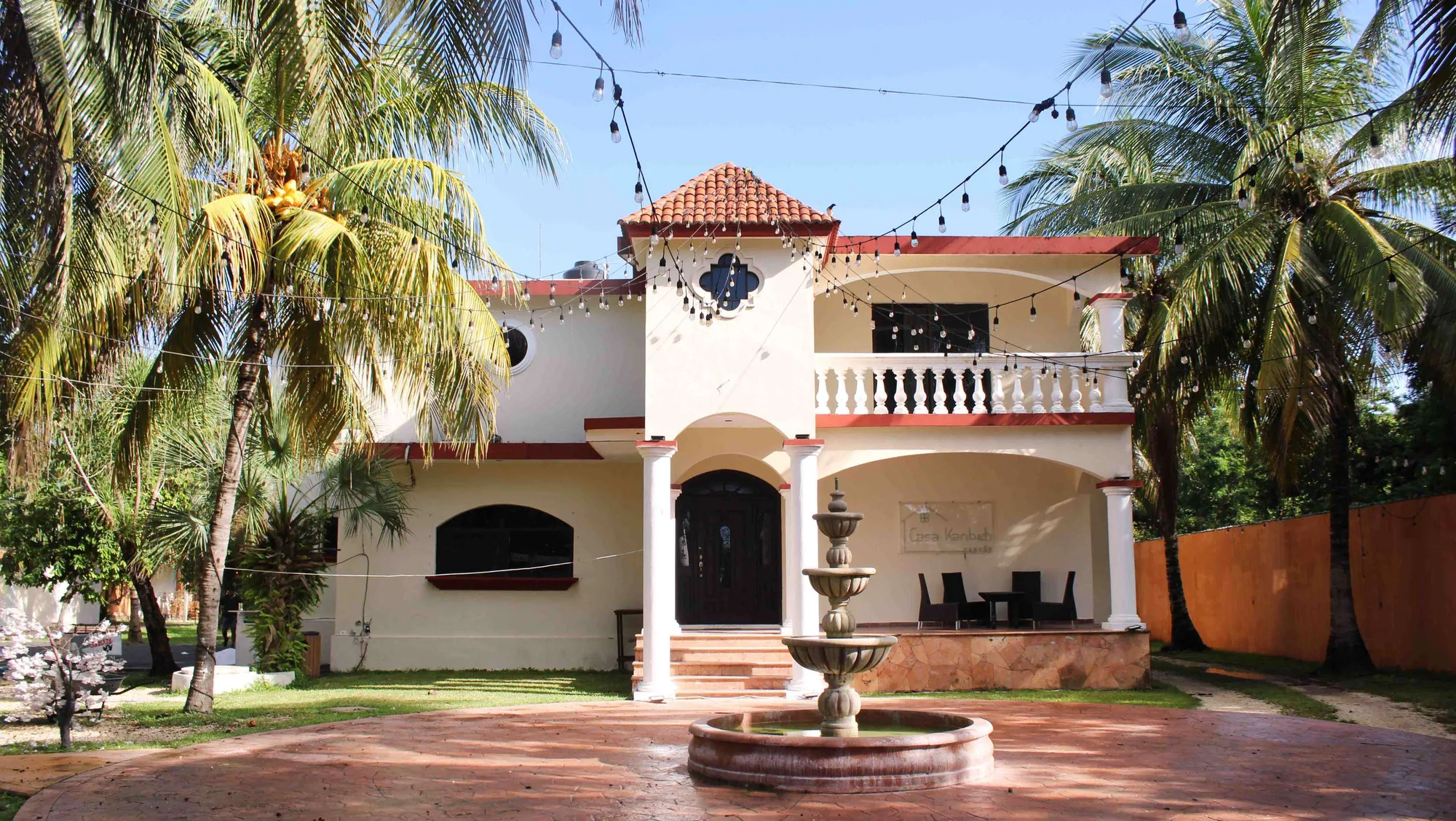 Nazareth House in Cancún - interior