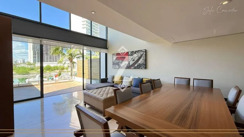 Casa Puerto Cancún living and dining area