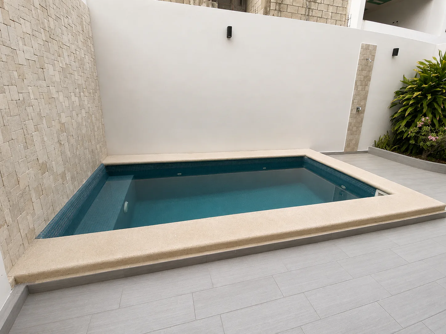 Río 31 House in Residencial Río, Cancún - pool