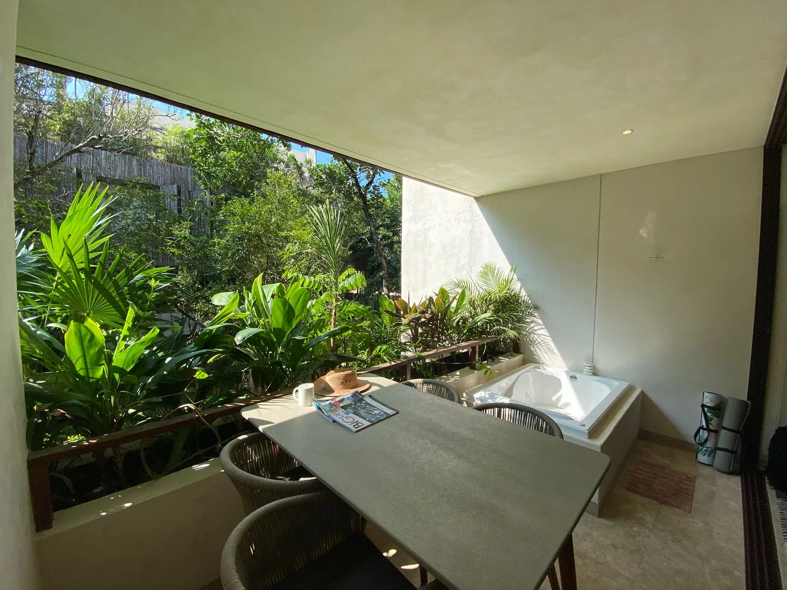 Bajo Cielo Condo in Tulum - _