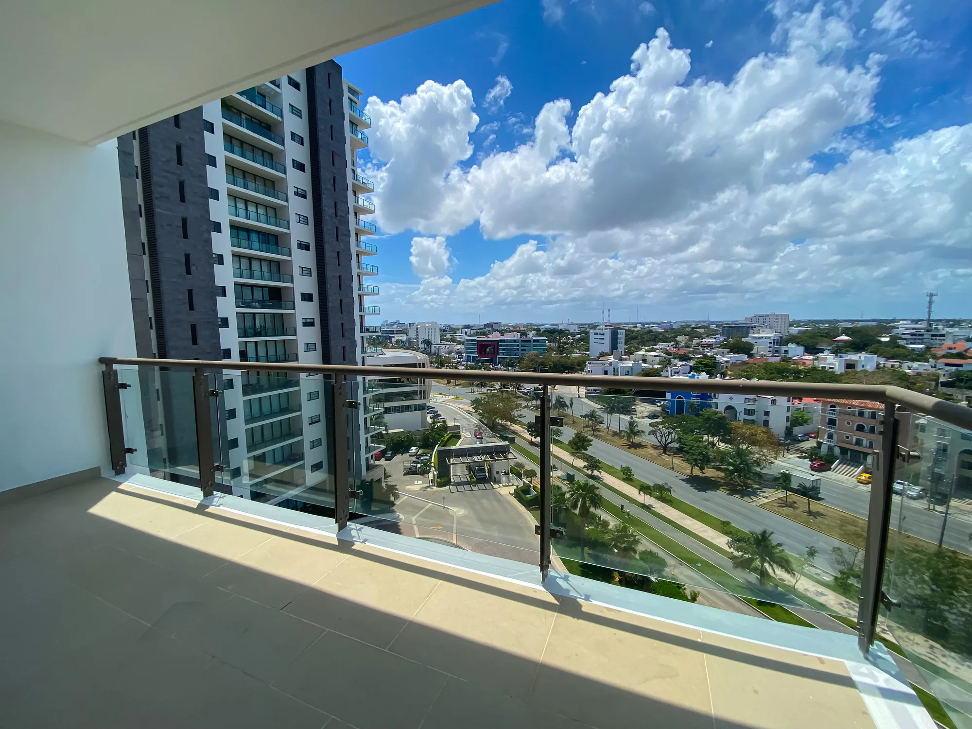 Be Towers 9 Condo in Puerto Cancún - terrace or balcony