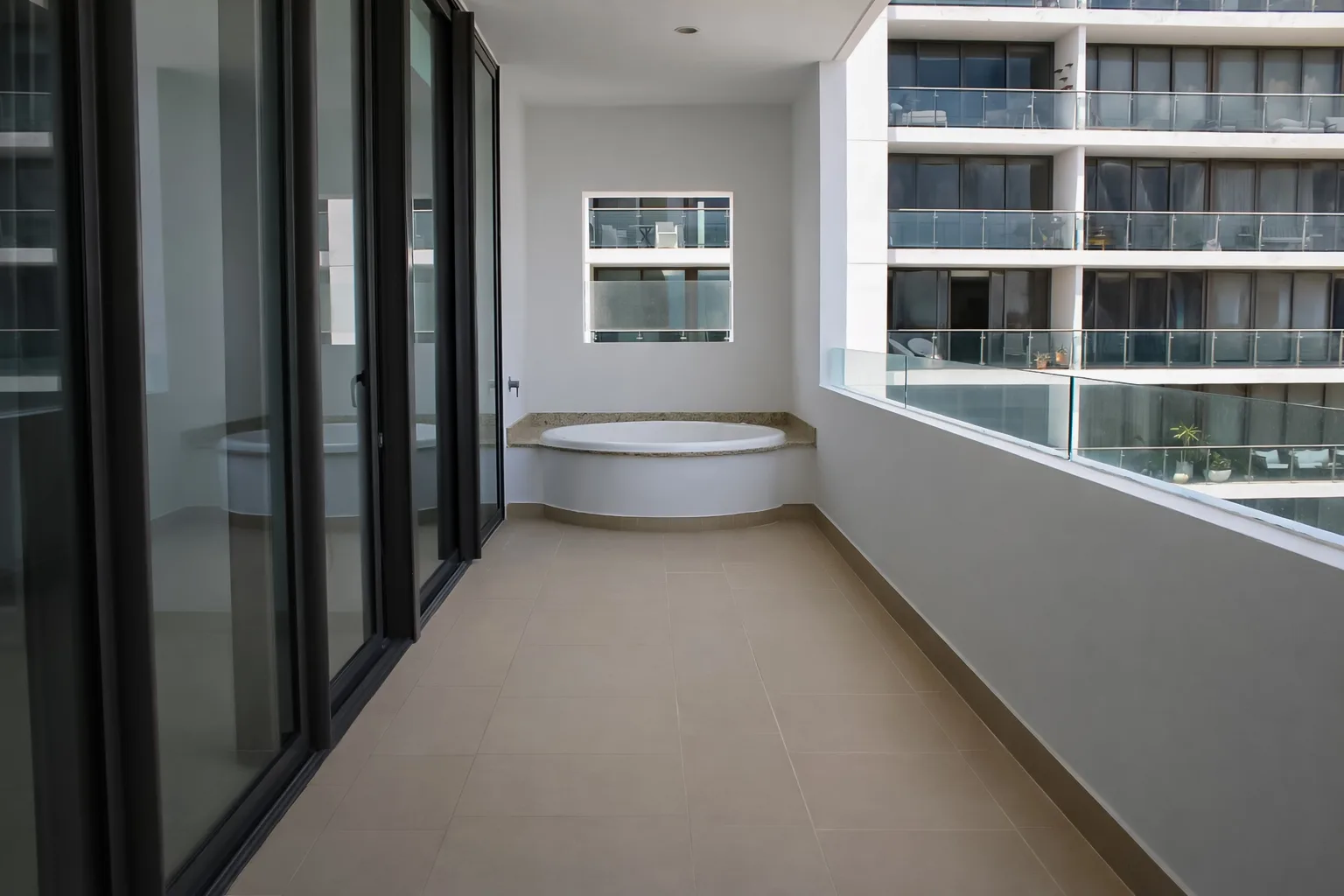 Departamento Be Towers 9 en Puerto Cancún - terraza o balcón
