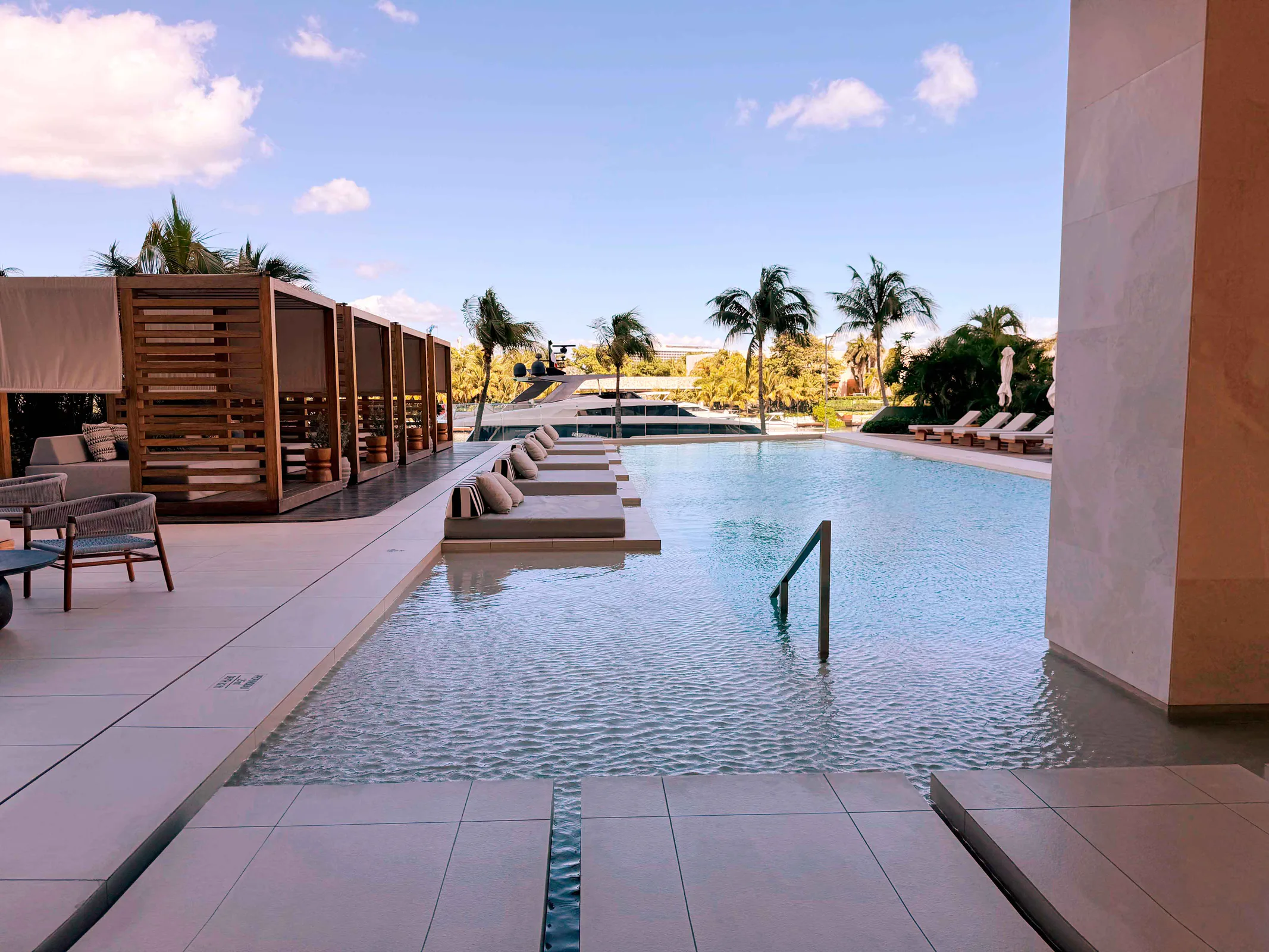 SLS Marina 14 Condo in Puerto Cancún - pool