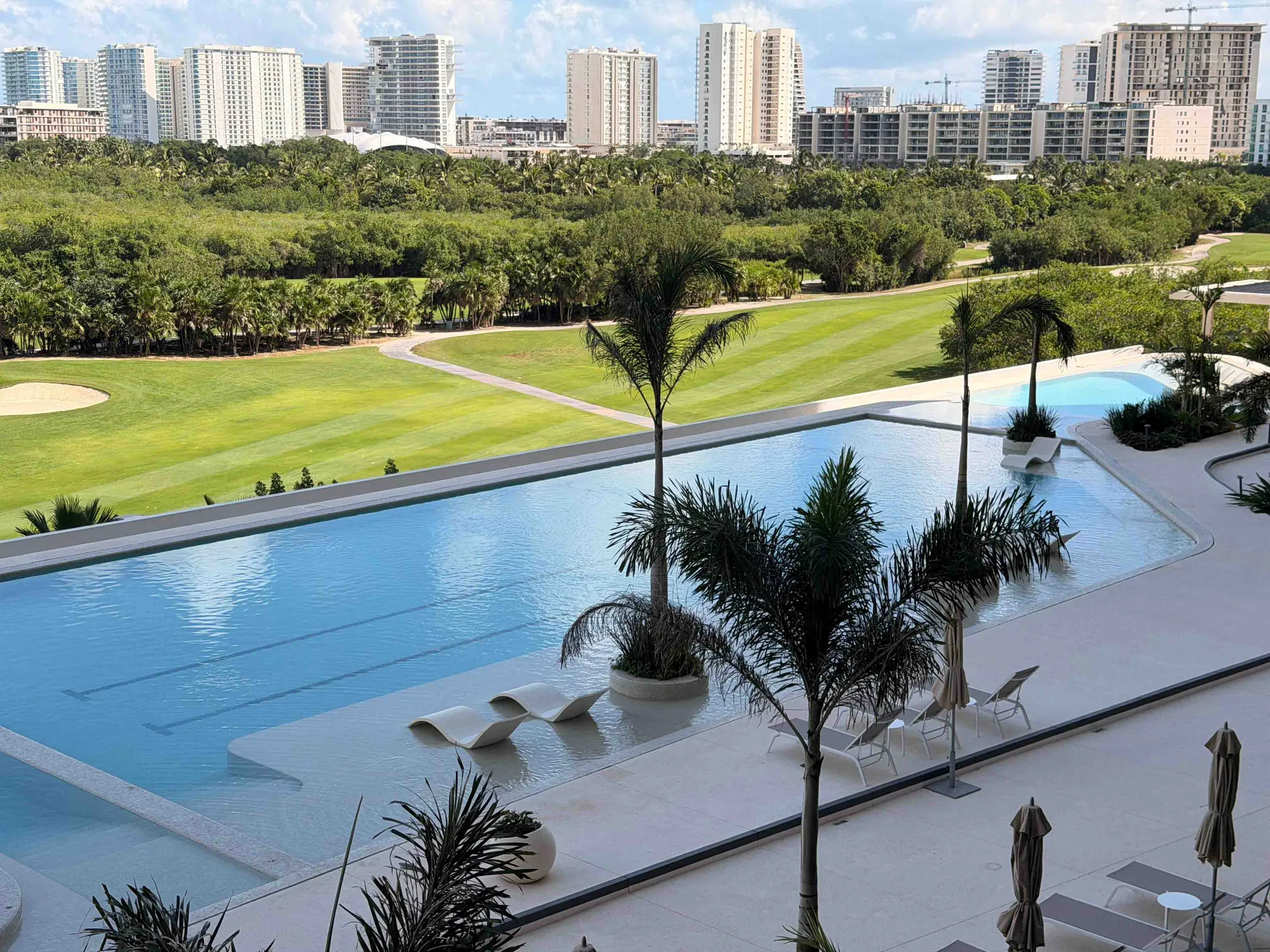 WOHA 3 Condo in Cancún - pool