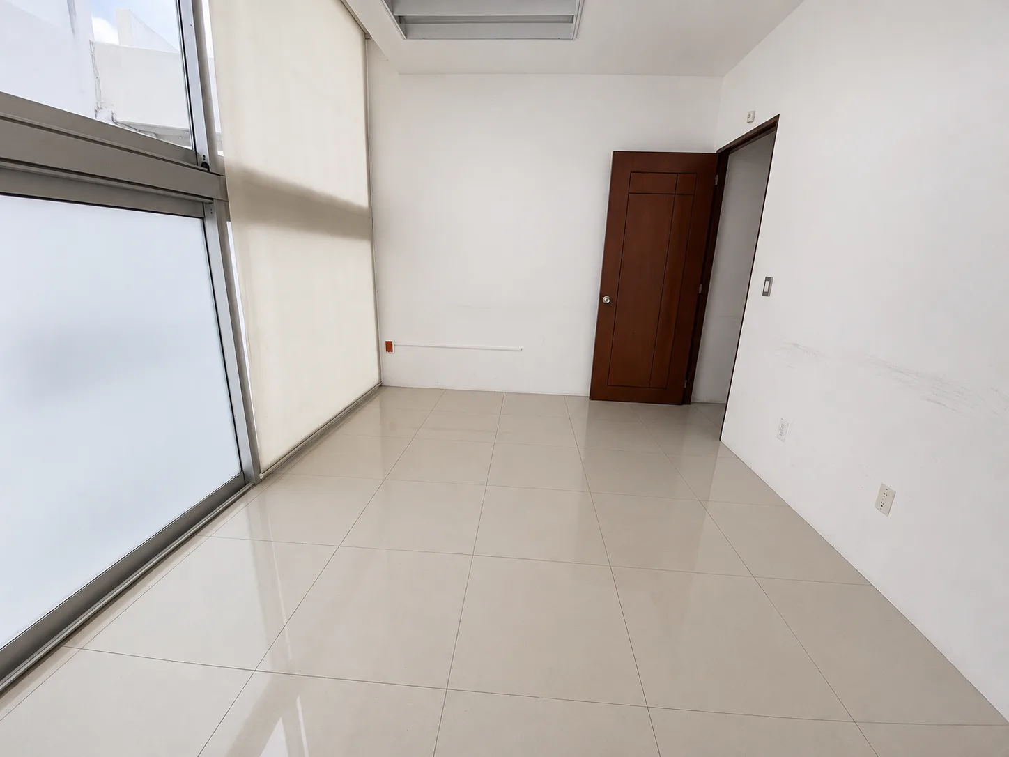 Global 41 Office in Cancún Centro - interior