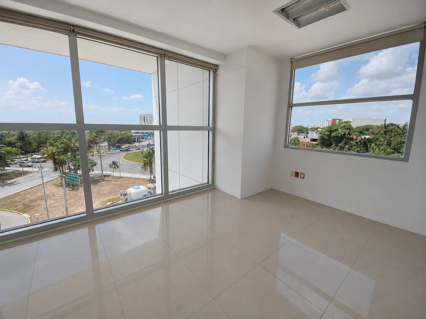 Global 41 Office in Cancún Centro - interior
