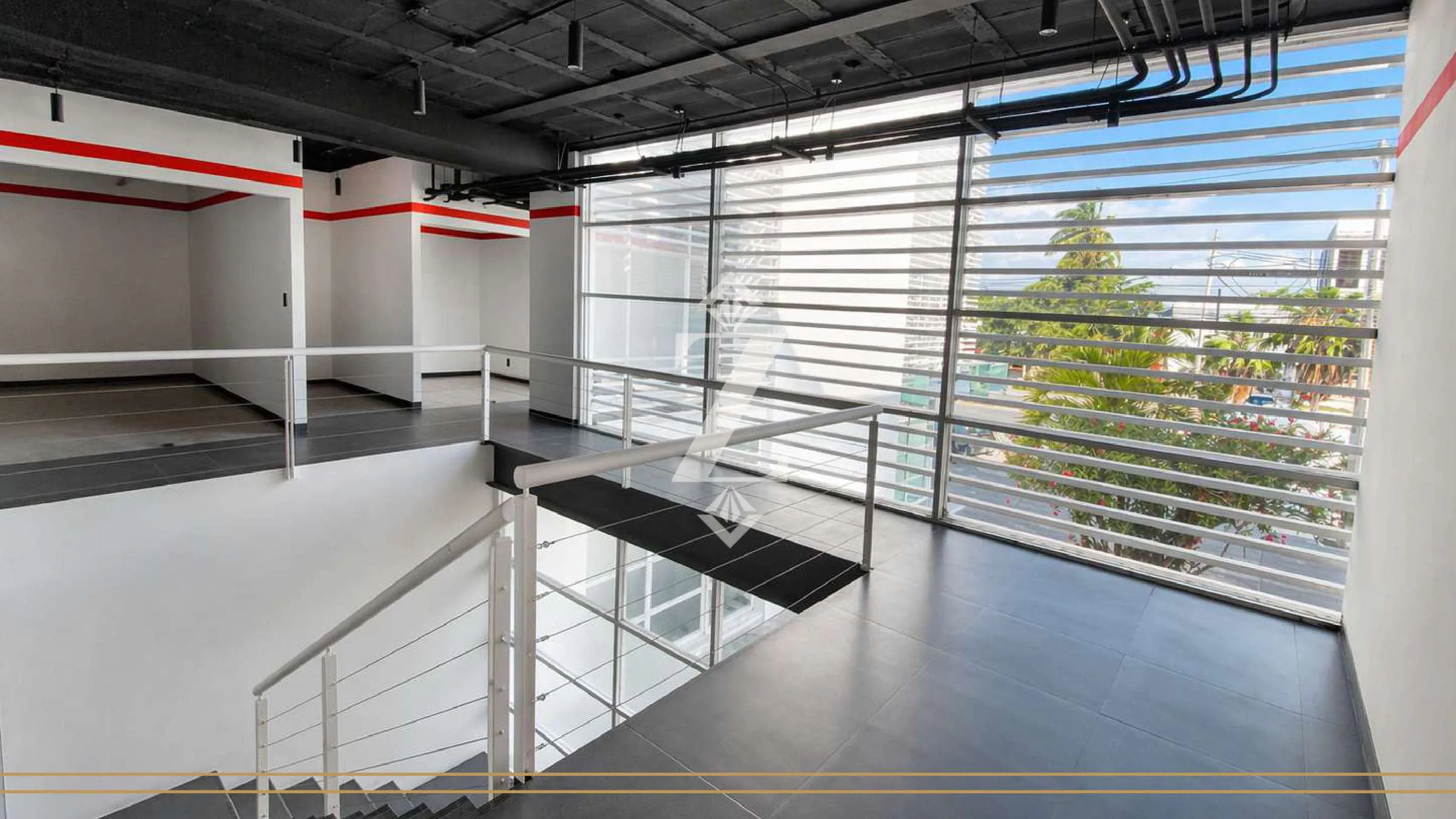 Oficinas y Local Comercial en Puerto Juárez en Puerto Juárez, Cancún - interior