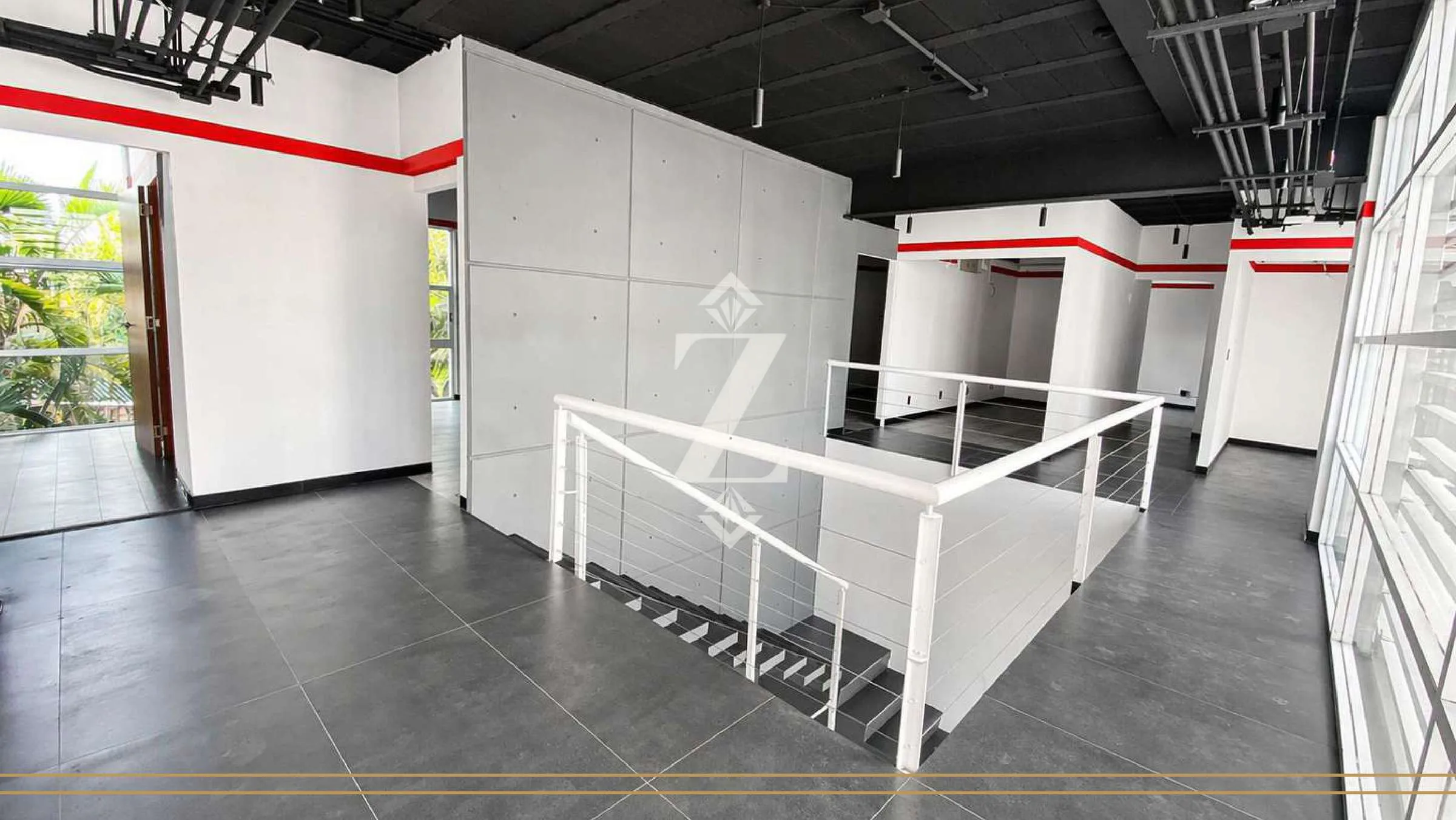 Oficinas y Local Comercial en Puerto Juárez en Puerto Juárez, Cancún - interior